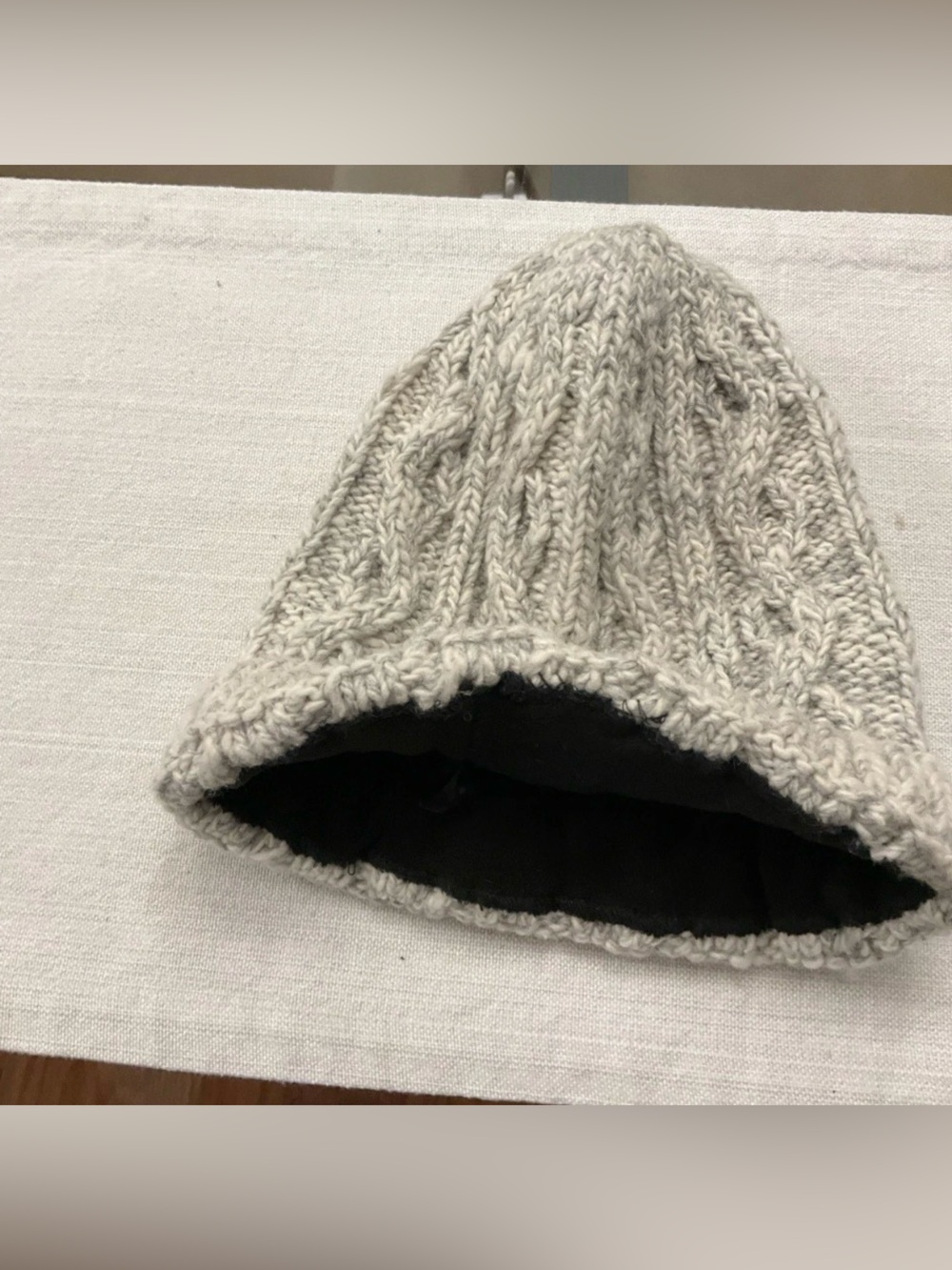 Artesania Inc Fleece Lined Wool / Alpaca Blend In Ecuador Grey Cable Hat